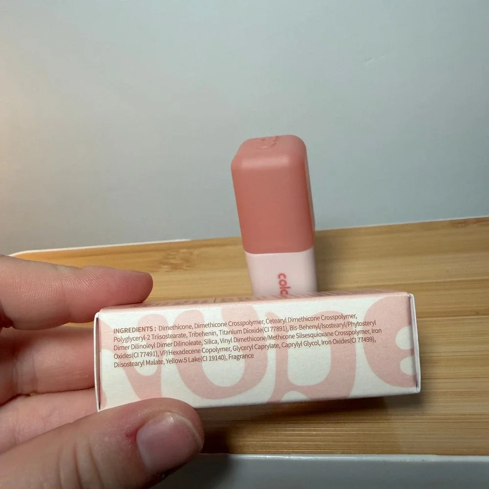 Colorgram nude blur